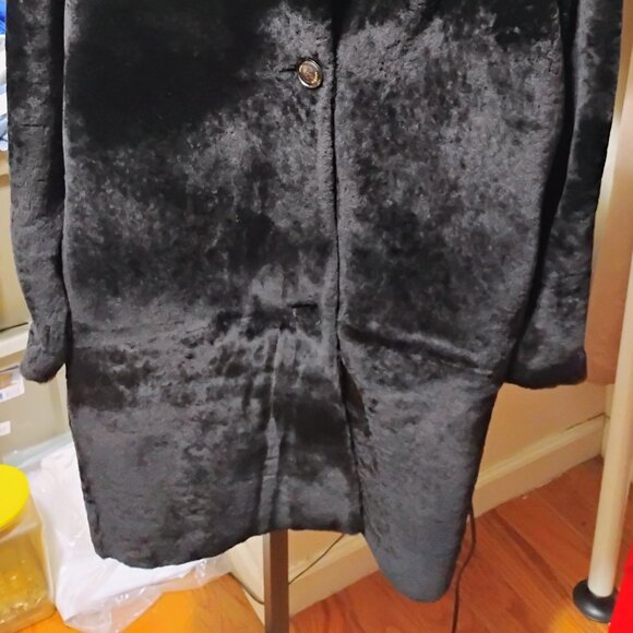 BRAND: Sandro Sheepskin Shearling Coat - SIZE: 0 - Picture 5 of 16